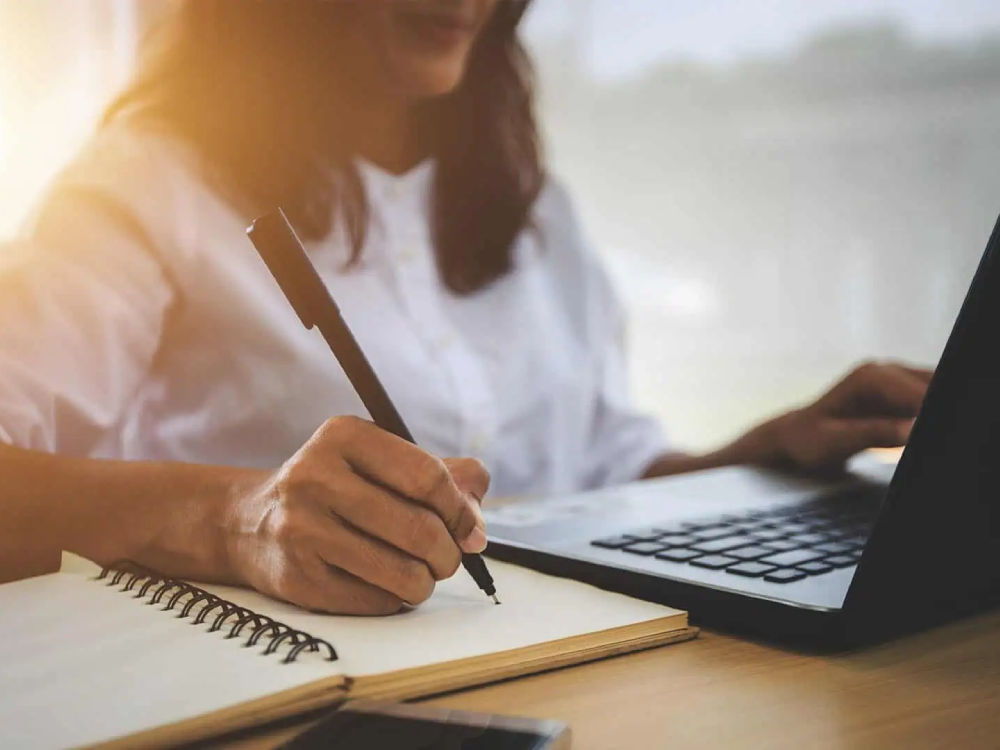 Why Online Learning Is the Future of Education